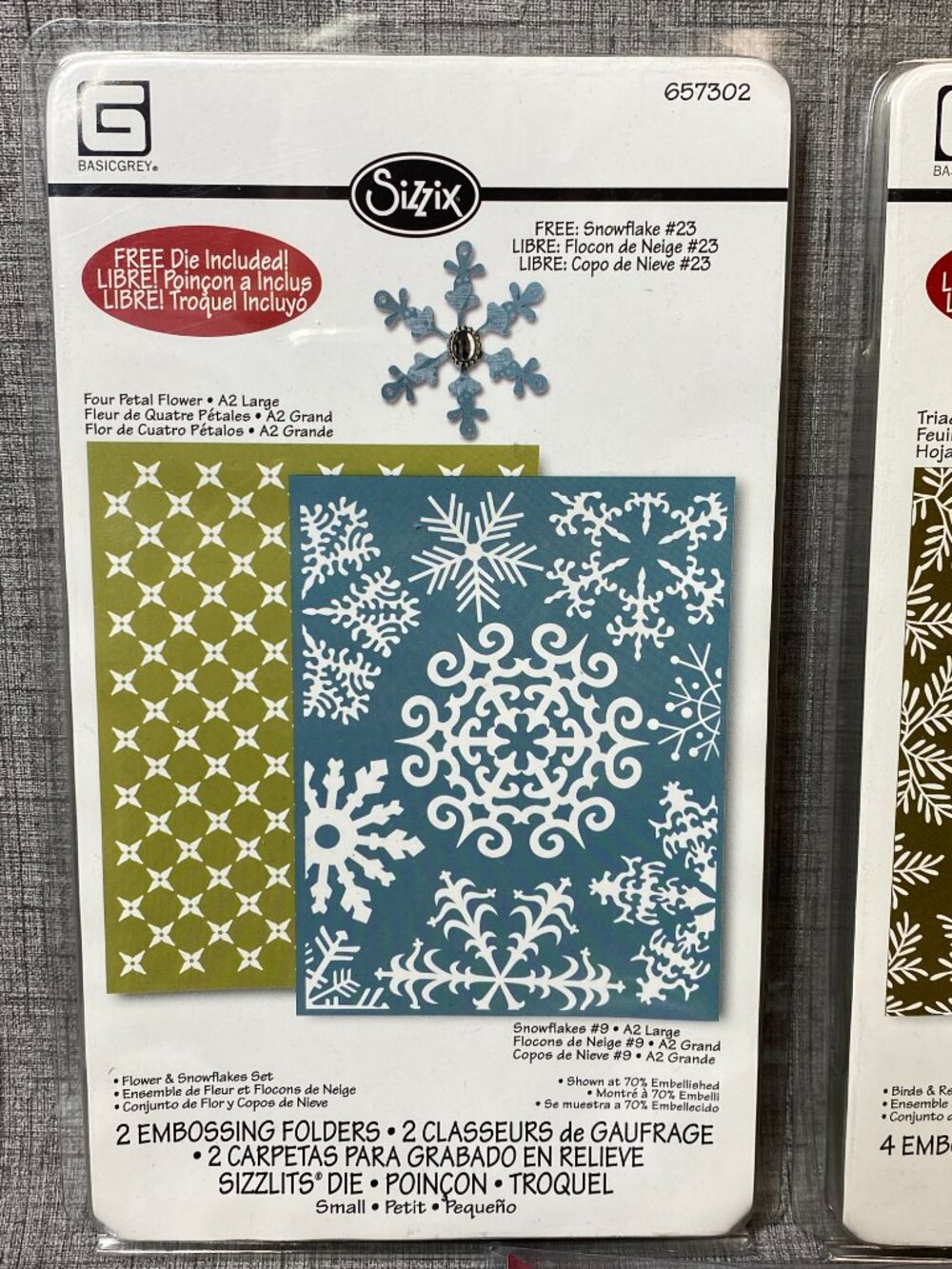 NEW 9 SIZZIX Embossing Folders - 3 Sets - 2 Die Cuts Christmas Holiday Fall NOS - Picture 2 of 13